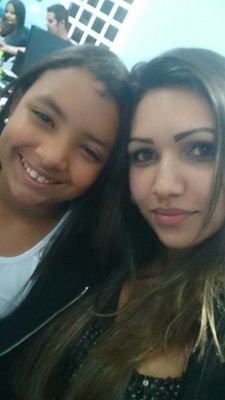 Eu ñ qro ser alguém q vai embora tão facilmente. Estou aqui p/ ficar e fzr a diferença q eu posso fzr. Tive q aprender o q tenho e o q não sou, e quem sou.