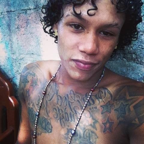 † Lo que no se va en laqrimas , se van en suspiros †.