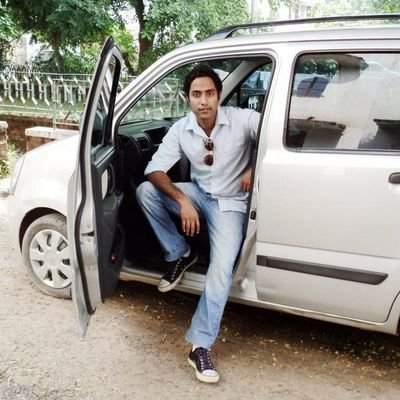 dearhardik92's profile picture. 