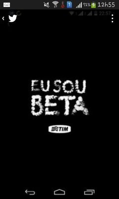 Virginiana, estrovertida, vive sorrindo.Vive tbm sonhando acordada;adora ouvir musica e tbm canto! ''Uma Frase?'' não me julgues apenas por sua imaginação'