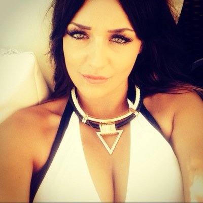 JoanneW15's profile picture. 