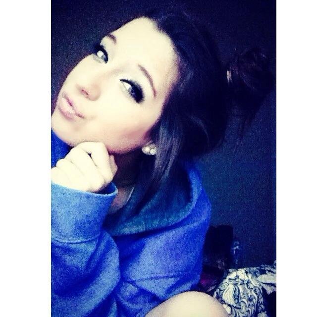 I'm 5'1, funny and smart (: Feel free to follow me! I will follow back!