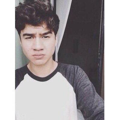 free follow from @hashtonbiceps so go follow her