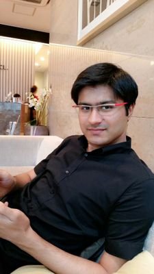 Proud Muslim & Pakistani. Design Engineer by Profession. Blood type: GREEN.