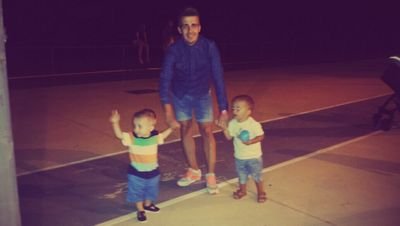 Mi vida la puedo resumir en mi familia y mis niños Aitor, David y Adrian