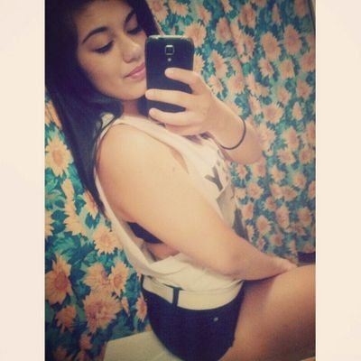 Instagram: jessica_zepeda Facebook: Jessica Yasmin Zepeda