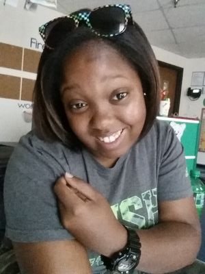 Music is my life but the lyrics are my story  Winton Woods High School Alumni                         Early Childhood Education is my passion, love the kids!!