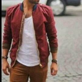 ﺎن بغيت روحي ، هي من نصيبک
  وﺎن بغيت ﺎلعينء ﺎنت نظرهاآ ♡ .