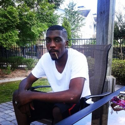 NateDubb Of Yung Hustle Global (YHG), along wit Frank Dolla, Hank-A MIllie, VH, Nino & Reed up     Email: Hustlegang529@gmail.com