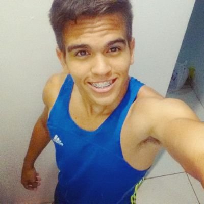 #Empresário #handebol #karateca 1.8