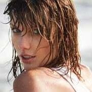 to my friends i am known as the girl that is obsessed with taylor swift✨