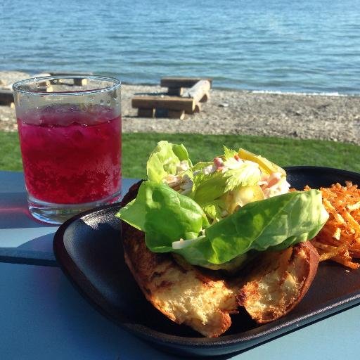 DrakeDevInn's profile picture. For tweets from the Drake Devonshire visit @thedrakehotel #drakedev. This account is not monitored.