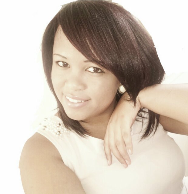 I'm a 3rd year Bed student, I love hanging out with my girlz, they are my everything 3