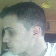 nom_a_la_con's profile picture. Toutes les bonnes choses ont une fin, sauf le saucisson qui en a deux.