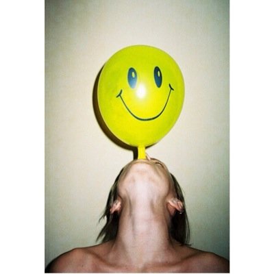 SweetAirBalloons@hotmail.com. Portsmouth based | canister deliveries/house parties.