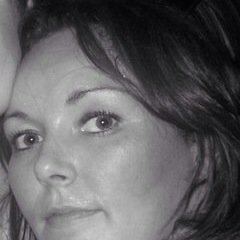 Platinum Hair Extensionist; QOD Keratin Therapist; MakeUp Artist; Wexford Town; Check out our FB Page http://t.co/iwtw3pVsmA & Blog coming soon!