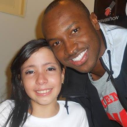 Olá, Sou Thiaguete Tenho 11 Aninhos ^^
Segue E Avisa Sigo De Volta ^^