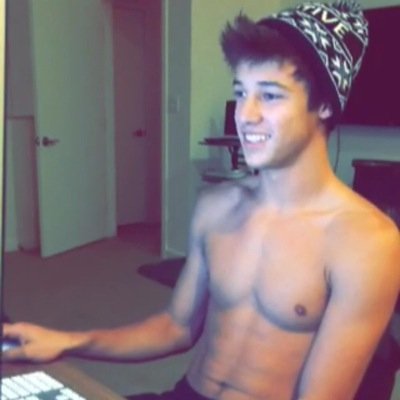 I love Cameron Dallas so much
