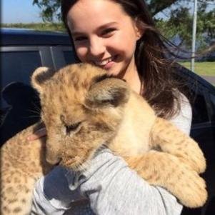 JuanitaTineelli's profile picture. 