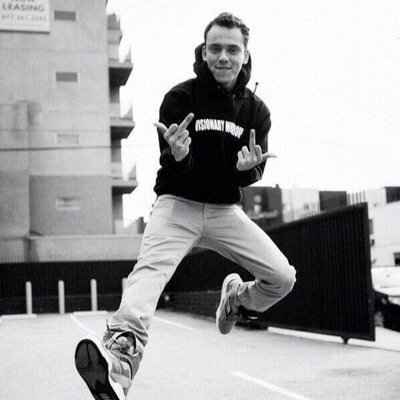 b_broxx's profile picture. 