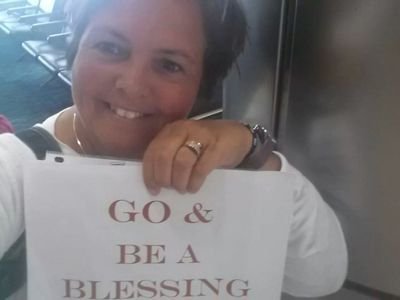 Faith. Wife. Momma. Photography. Hospice. RN. Glamper. Fins up! ❤️✌️✝