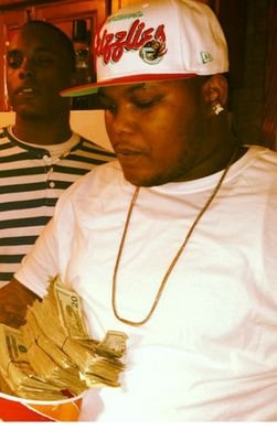 look rich act poor never trust a bitch tht aint yours... chasin a bag nd runnin to the money for my lil girl #PrincessAubri
I.G zay_nevalackn500