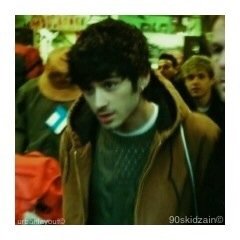 notedlarry's profile picture. @zouisnotes