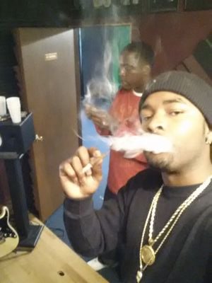 #cmc #ghg #chancesmakechampions Des hoes b actin up n Des niggas b letting Em real niggas yeeee! & real niggas b from parking lot D signed 2 th MLB v12