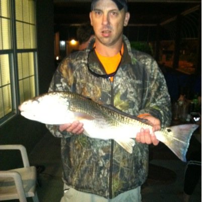 Lives fishing, kids,wife and the outdoors.