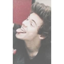 @hesleftdimple