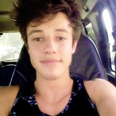 coffee, magcon boyz & justin bieber