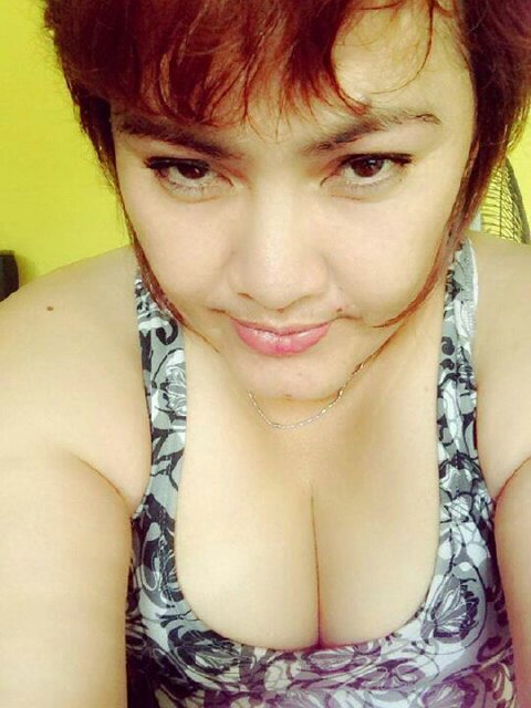 My Name Is Ansye Rengku. 
 I live in Jakarta