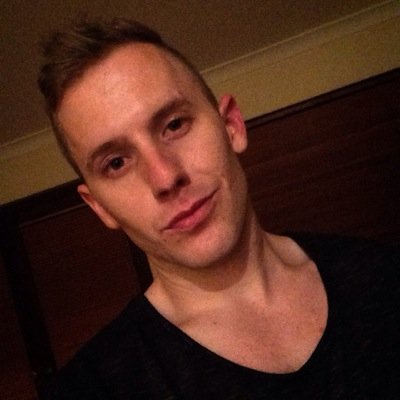 1DaniiC's profile picture. Personal Trainer, student and future pole dancing competitor. Instagram: Daniizzle