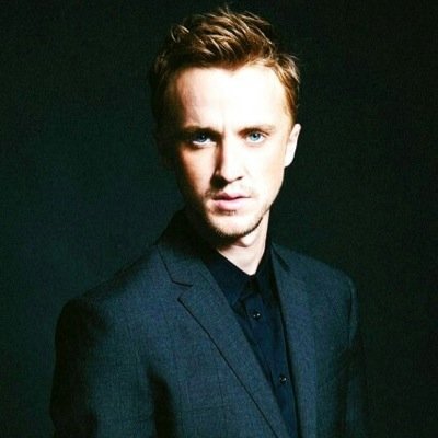 Ex-Slytherin. 26 años. Mortifago. Lastimas a mi familia y estaras muerto. #Potterowll