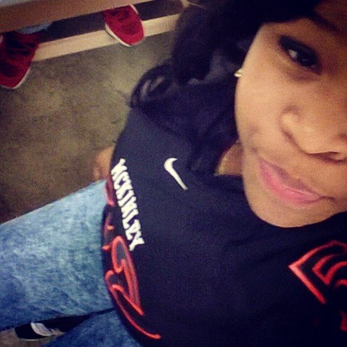 go Follow My Bestfriend @StackssWavey