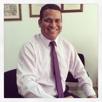 Abogado ⚖️, Vallenatero, hincha de la Mecha, amante de la libertad y los derechos. Sabanero.
