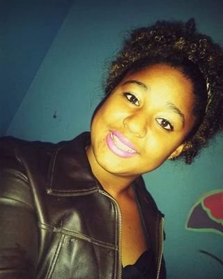 Nuncα deixe que α sαudαde do pαssαdo e o medo do futuro estrαguem α belezα de hojee poois hα diαs que vαlem um momento e hα momentos que vαlem por todα α vidα