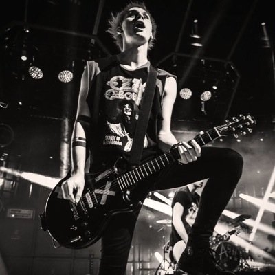 fcvkingmikey's profile picture. @fieryhemmings