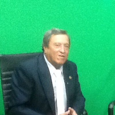 Normalista,Lic. en Periodismo,autor del Sexto Sol,Decano del Club Primera plana, Mexico,Preside la AC Periodistas de Medios Alternativos
