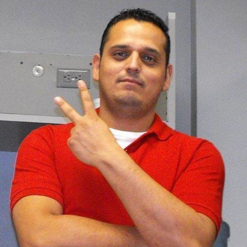 cuevased83's profile picture. 