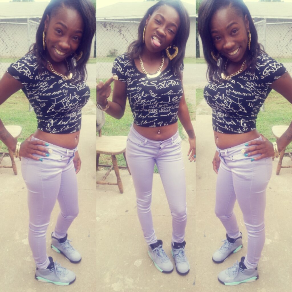 -follow mee and ii will follow yhuu backk .! #yonna ♡ #TEAM FOLLOW ME ♥#TEAM Singleeee ツ