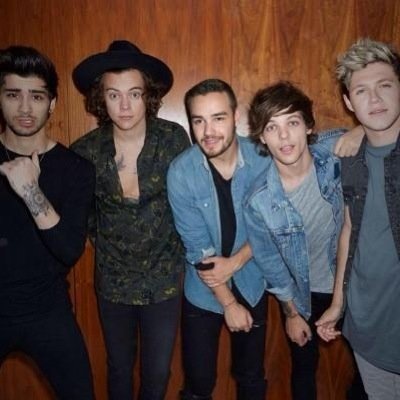 i love so much one direction they are my life ❤️❤️ i do not care wath anybody says ❤️ i'm directioner❤️
