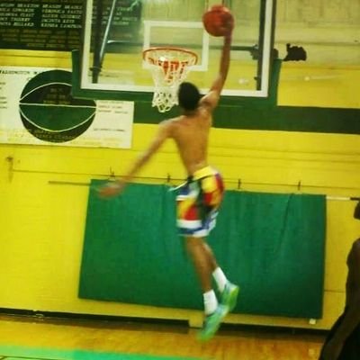 Rest In Paradise Mom & Shaun
#DoIt4Shaun 
#FantasyLifeStyle 
#LIFER$ #CLXSED
Washington Marion C/o 16'
HoopDreams