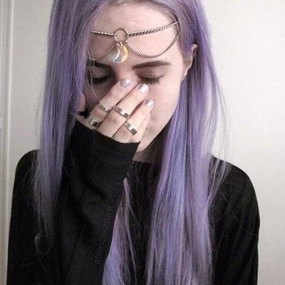 dm/tweet me on my main account 

vvvvvvvvv