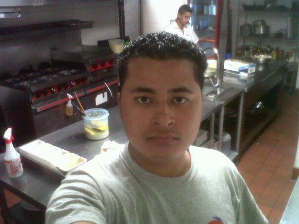 Soy alegre me gusta tener muchas amigas