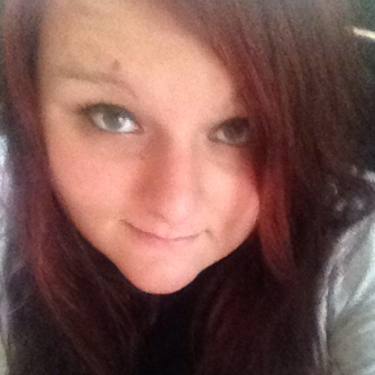 follow her or die, your choice xoxo ((((((((: - @danyuhlll