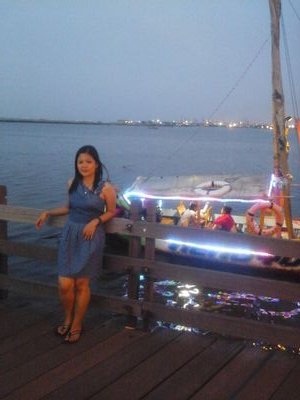 ekapratiwizone's profile picture. cintai aku karena allah