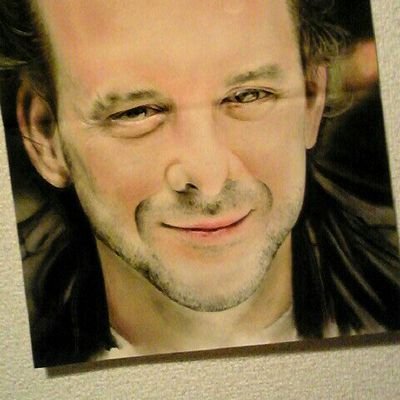 映画とPerfumeをこよなく愛しています。映画はブレードランナーが一番好きで、Perfumeはあ～ちゃんを応援しています。あと、ミリタリーフィギュアや映画のフィギュアを造ったりするのが趣味です。