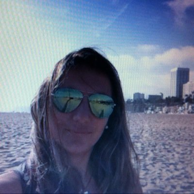 sgzsmth's profile picture. Hola! Estoy aquí !