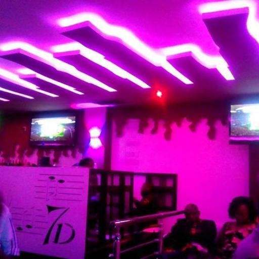 platinum_7d's profile picture. 